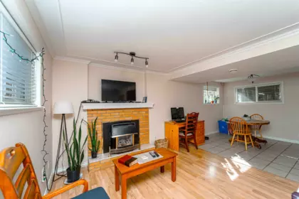 Loft / Bonus Room Photo of 33450 Huggins Avenue, Abbotsford, BC