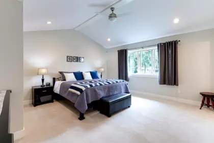 Basement Recreation Room Photo of 3968 Robin Place, Port Coquitlam, BC