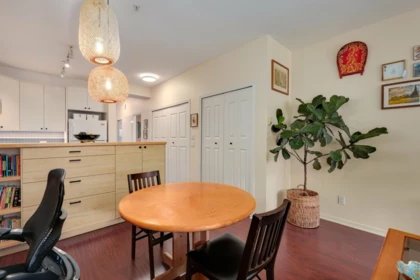 Kitchen Photo of 6 221 Ash Street, New Westminster, BC