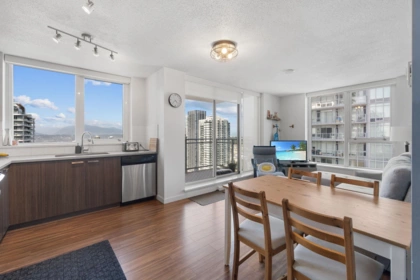 Pantry Photo of 2606 13325 102a Avenue, Surrey, BC