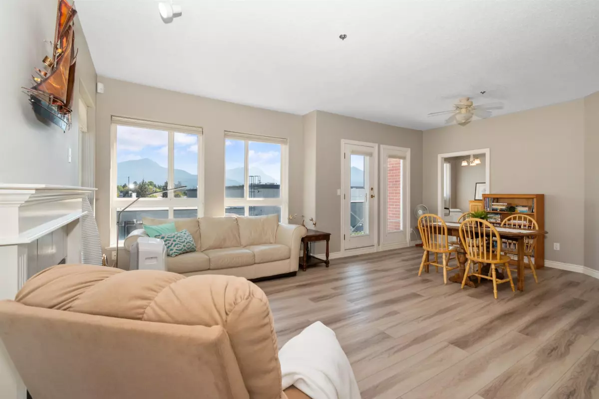 Dining Area Photo of 201 45734 Patten Avenue, Chilliwack, BC