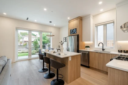 Breakfast Nook Photo of 1 2248 E 48th Avenue, Vancouver, BC