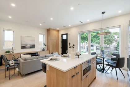 Primary Bedroom Photo of 1 2248 E 48th Avenue, Vancouver, BC