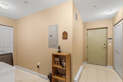 Mudroom Photo of 6238 Logan Lane, Vancouver, BC