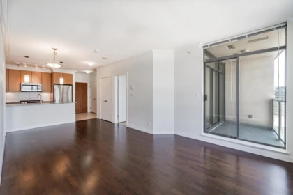 1605 7362 Elmbridge Way, Richmond, BC, Richmond — Apartment/Condo for sale
