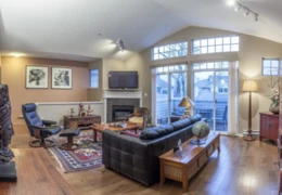 6 5708 208 Street, Langley, BC
