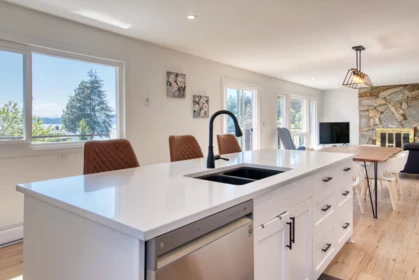 Breakfast Nook Photo of 5639 O'brian Road, Halfmoon Bay, BC