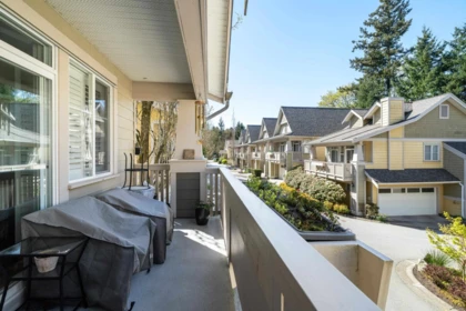 Front Yard Photo of 25 2588 152 Street, Surrey, BC