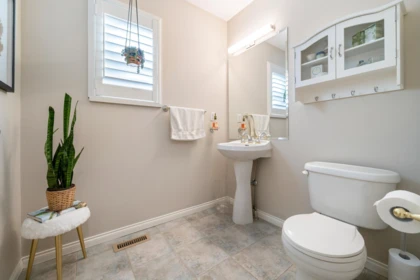 Hallway Photo of 25 2588 152 Street, Surrey, BC