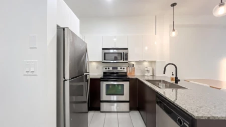 Breakfast Nook Photo of 215 13733 107a Avenue, Surrey, BC