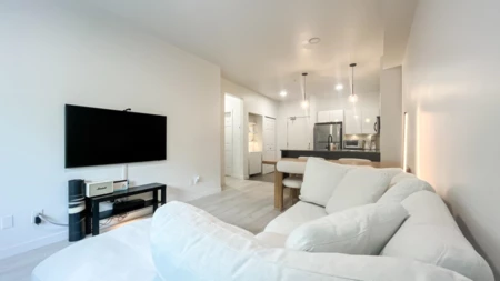 215 13733 107a Avenue, Surrey, BC, Surrey — Apartment/Condo for sale