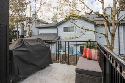 Front Yard Photo of 27 1195 Falcon Drive, Coquitlam, BC