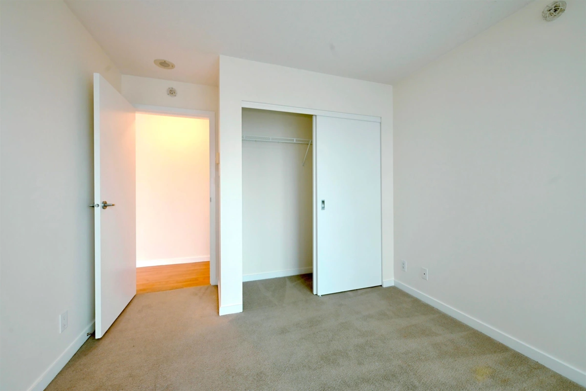 Dining Area Photo of 2206 111 W Georgia Street, Vancouver, BC
