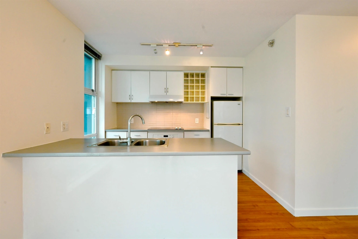 Living Room Photo of 2206 111 W Georgia Street, Vancouver, BC