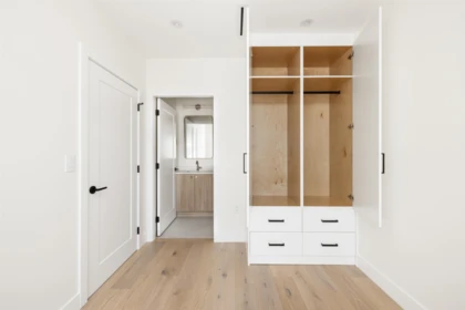 Guest Bathroom Photo of 3143 E 19 Avenue, Vancouver, BC