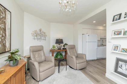 Office / Den Photo of 1015 31955 Old Yale Road, Abbotsford, BC