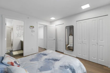 Primary Bathroom Photo of 71 3010 Riverbend Drive, Coquitlam, BC