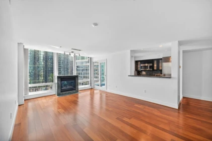 Kitchen Photo of 1004 590 Nicola Street, Vancouver, BC