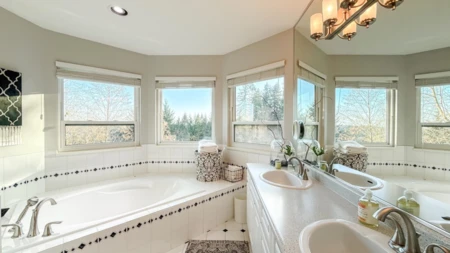 Hot Tub / Spa Photo of 2606 Sandstone Court, Coquitlam, BC