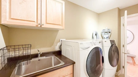 Powder Room Photo of 2606 Sandstone Court, Coquitlam, BC