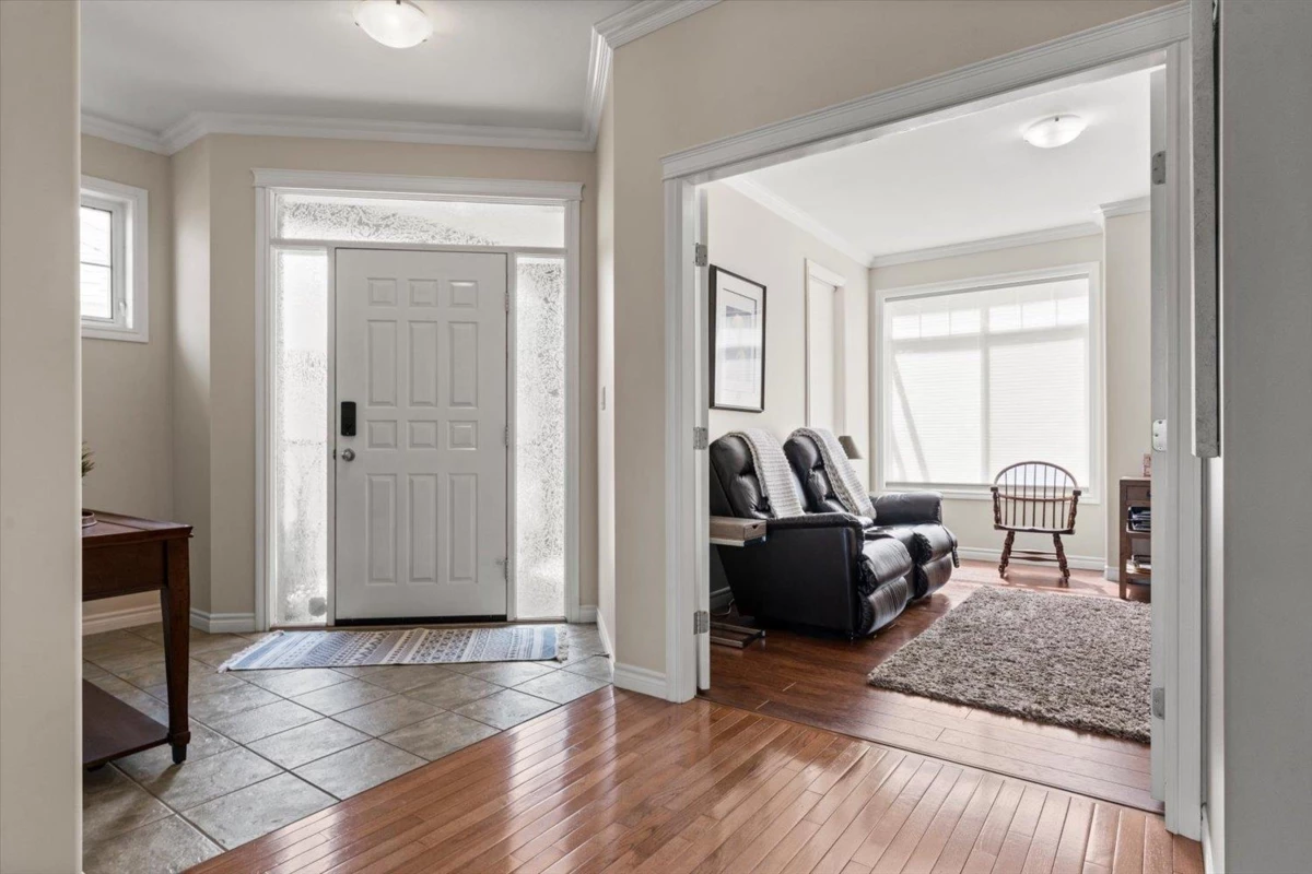 Family Room Photo of 33 43777 Chilliwack Mountain Road, Chilliwack, BC