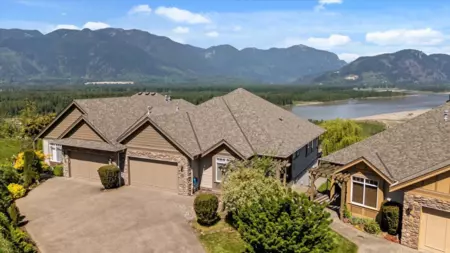 33 43777 Chilliwack Mountain Road, Chilliwack, BC, Chilliwack — Townhouse for sale