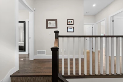 Entry Foyer Photo of 9 34121 George Ferguson Way, Abbotsford, BC