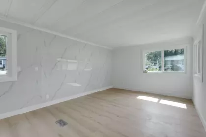 77 8220 King George Boulevard, Surrey, BC, Surrey — Manufactured Home for sale