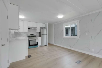 Kitchen Island Photo of 77 8220 King George Boulevard, Surrey, BC