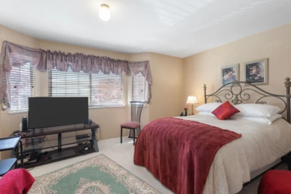 Bedroom 3 Photo of 2905 Cliffrose Crescent, Coquitlam, BC