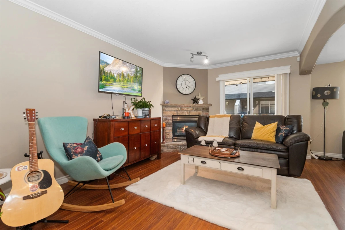 Family Room Photo of 79 8881 Walters Street, Chilliwack, BC