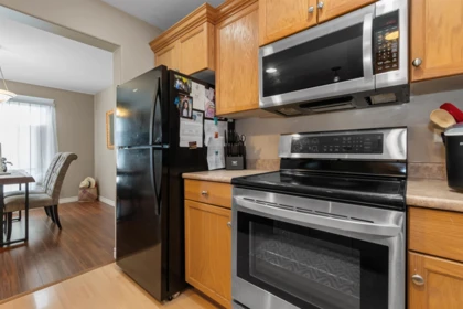 Kitchen Island Photo of 79 8881 Walters Street, Chilliwack, BC