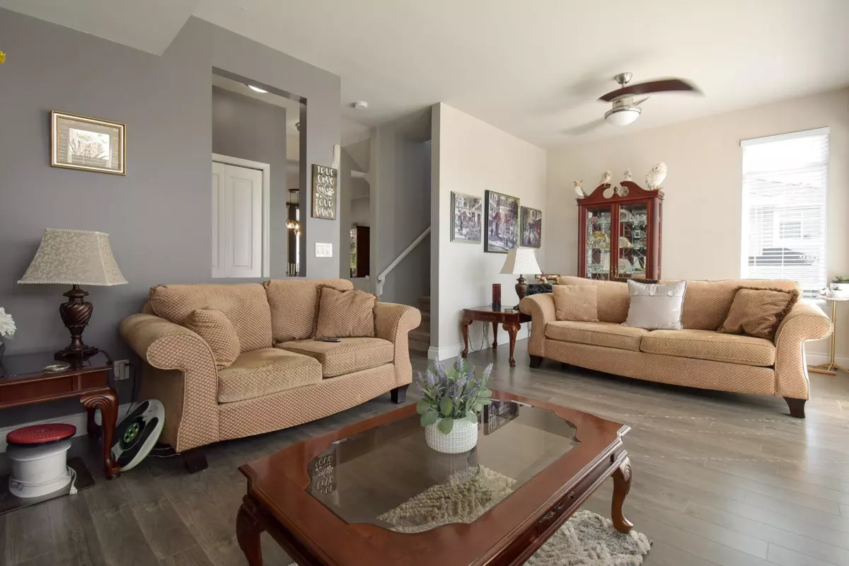 Living Room Photo of 13 15030 58 Avenue, Surrey, BC