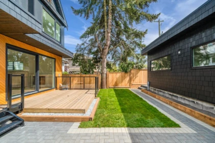 Outdoor Kitchen Photo of 2 950 17th Avenue, Vancouver, BC