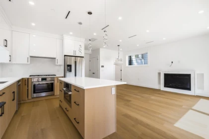 Pantry Photo of 2 950 17th Avenue, Vancouver, BC