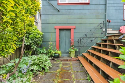 Front Yard Photo of 2749 Triumph Street, Vancouver, BC