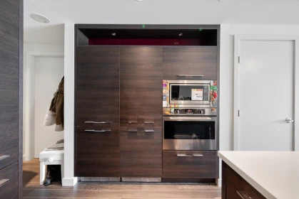 Kitchen Island Photo of 1007 7468 Lansdowne Road, Richmond, BC