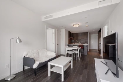 1007 7468 Lansdowne Road, Richmond, BC, Richmond — Apartment/Condo for sale
