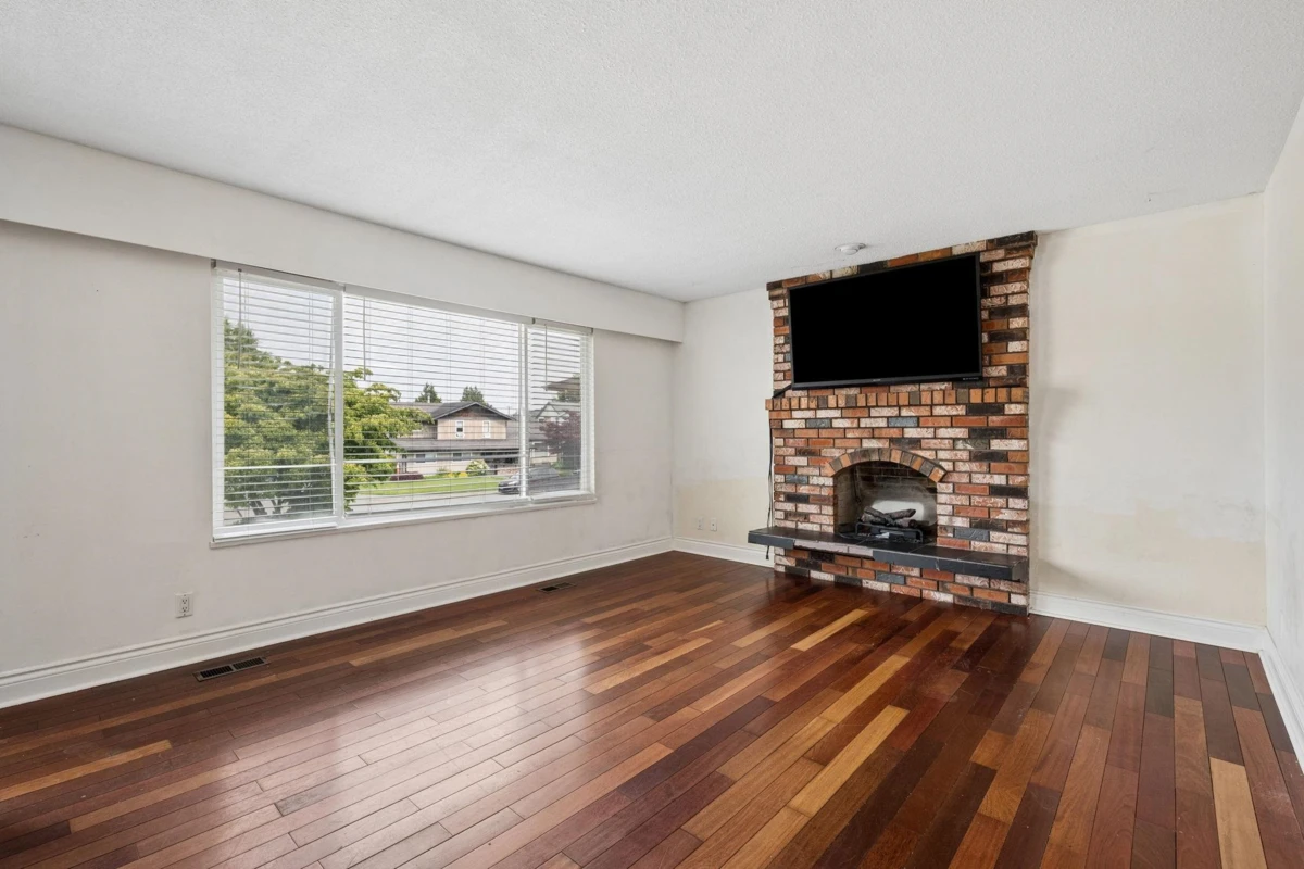 Family Room Photo of 5388 46 Avenue, Delta, BC