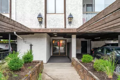 Office / Den Photo of 203 2425 Shaughnessy Street, Port Coquitlam, BC