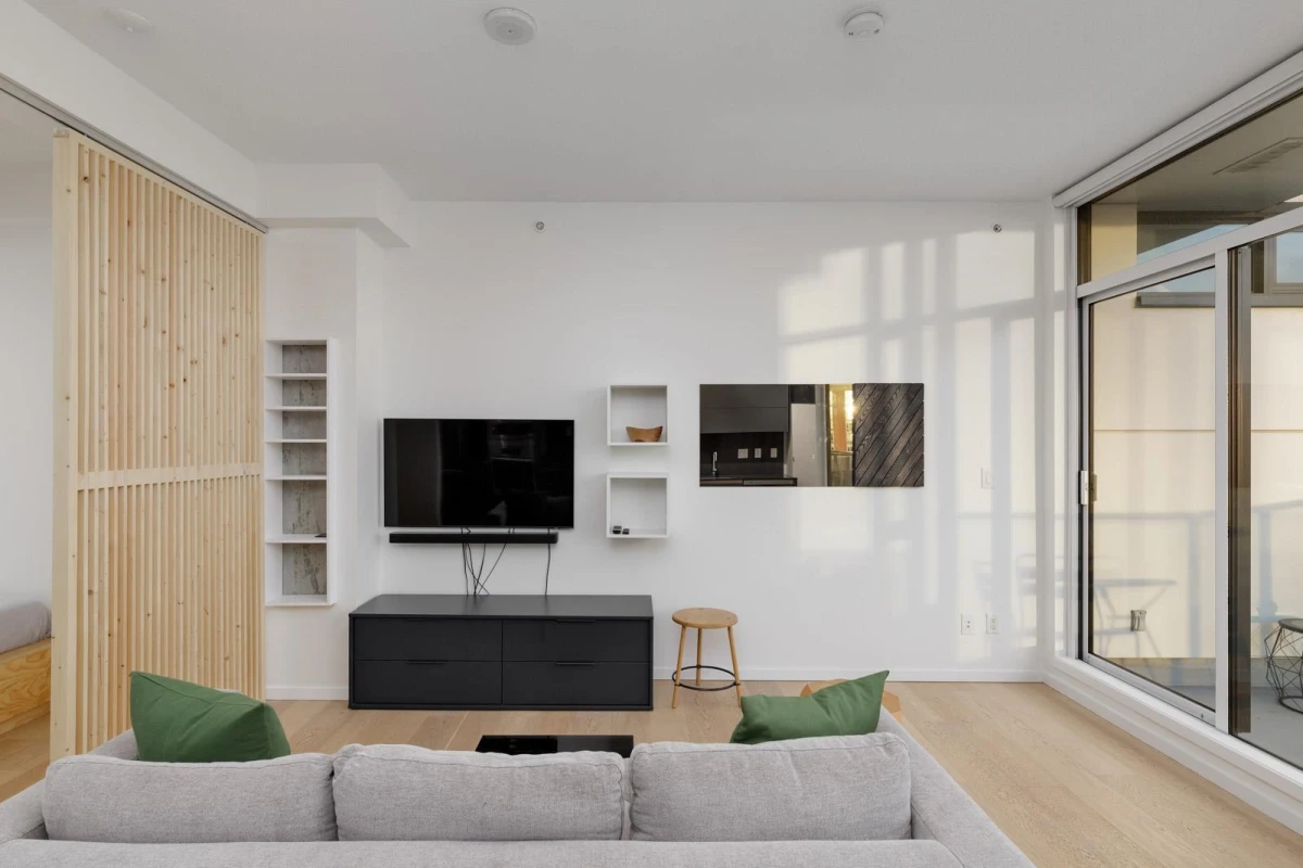 Family Room Photo of 601 133 E 8th Avenue, Vancouver, BC