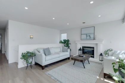 Basement Recreation Room Photo of 1931 Jacana Avenue, Port Coquitlam, BC