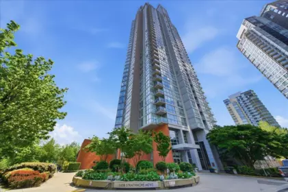2002 1408 Strathmore Mews, Vancouver, BC, Vancouver — Apartment/Condo for sale