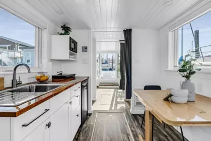 A07 415 W Esplanade, North Vancouver, BC, North Vancouver — Single Family Residence for sale