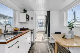 A07 415 W Esplanade, North Vancouver, BC