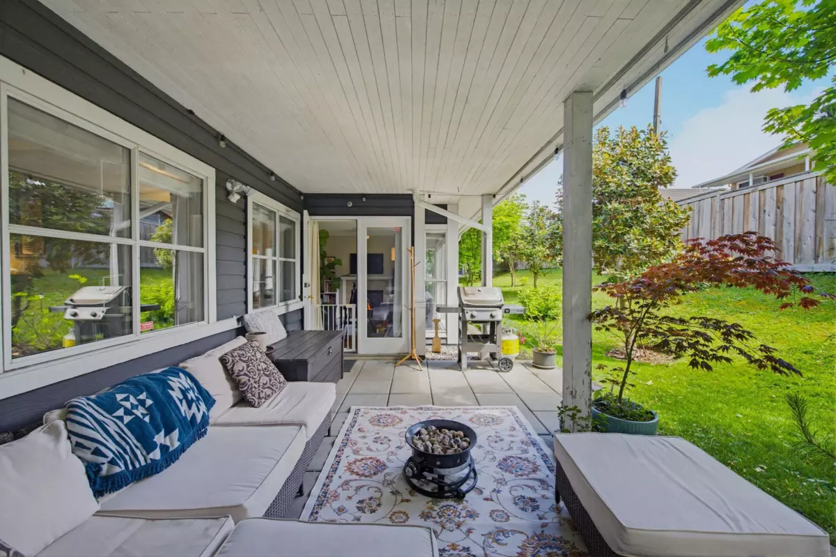 Family Room Photo of 111 2960 E 29th Avenue, Vancouver, BC