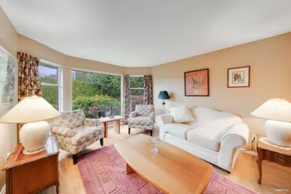 18980 64 Avenue, Surrey, BC, Surrey — Single Family Residence for sale
