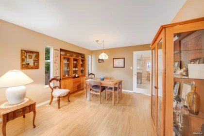 Kitchen Photo of 18980 64 Avenue, Surrey, BC