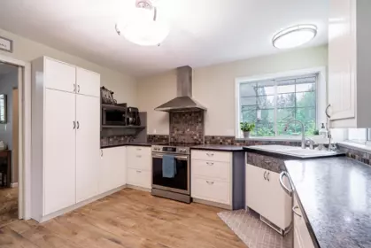 Kitchen Island Photo of 4687 248 Street, Langley, BC