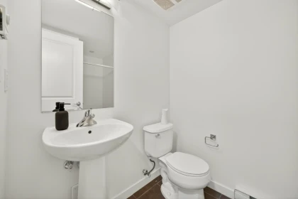 Laundry Room Photo of 4 7348 192a Street, Surrey, BC
